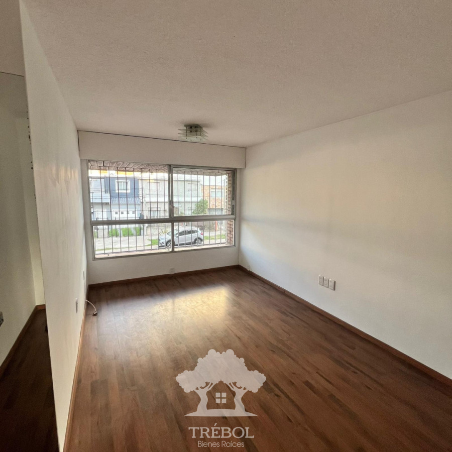 Apartamento ID.56 - Alquiler Apartamento 2 Dormitorios Malvín Montevideo D