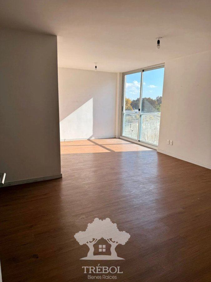 Apartamento ID.367 - Alquiler Apartamento 2 Dormitorios Tres Cruces Montevideo D