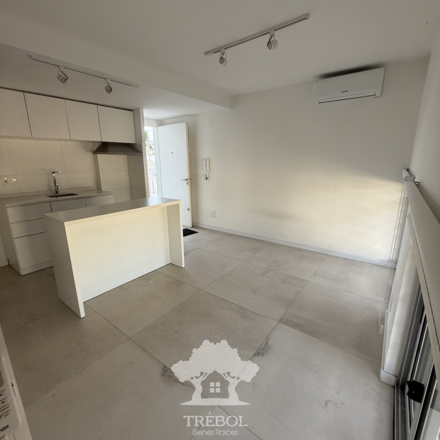 Apartamento ID.201 - Alquiler monoambiente Villa Muñoz Montevideo B