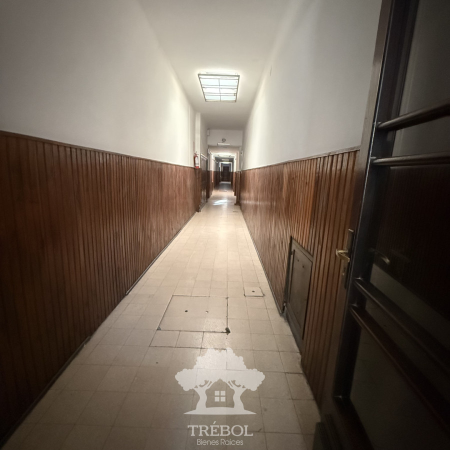 Apartamento ID.233 - Venta Apartamento 2 dormitorios con Renta Cordon Montevideo G