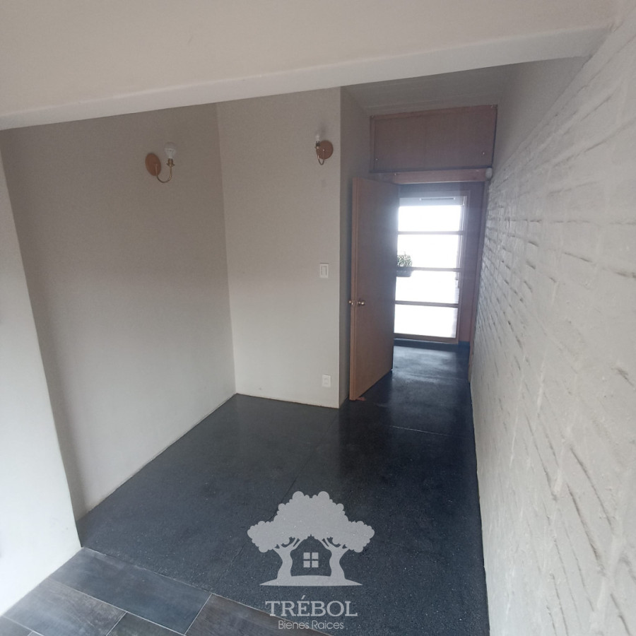 Apartamento ID.293 - Alquiler Apartamento 2 Dormitorios Garage Malvin Montevideo D