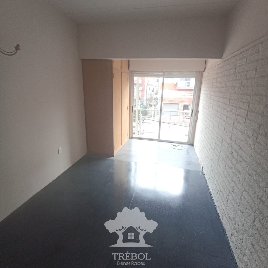 Apartamento ID.293 - Alquiler Apartamento 2 Dormitorios Garage Malvin Montevideo D