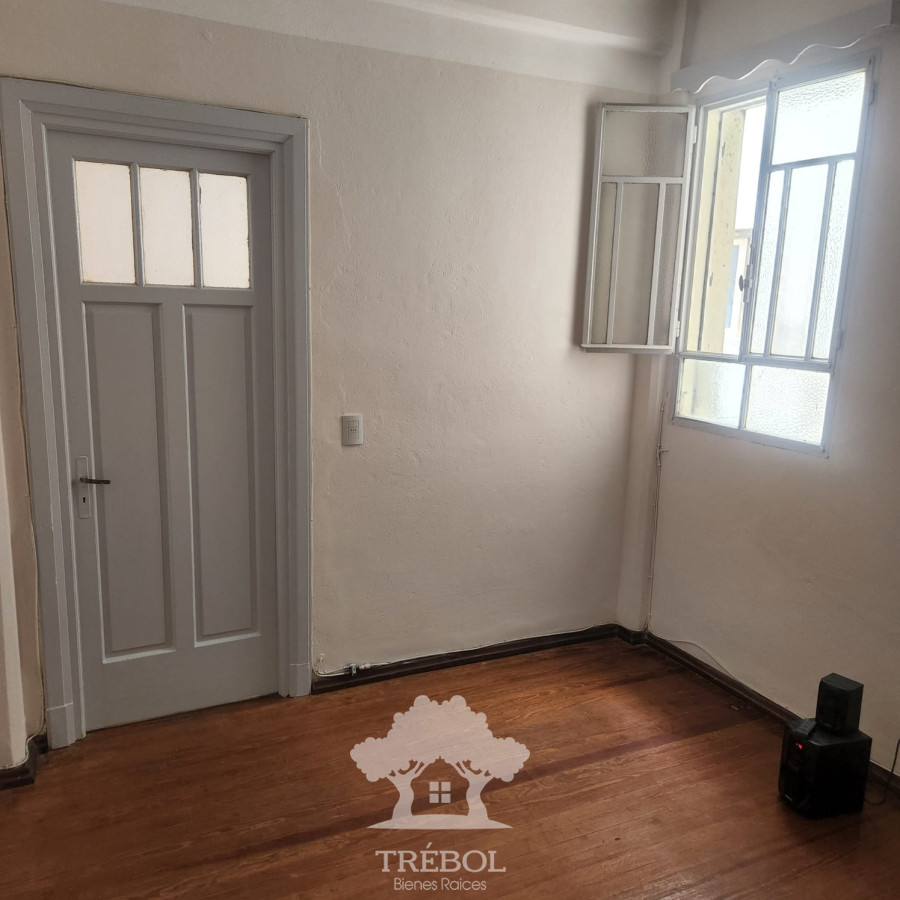 Apartamento ID.98 - Alquiler Apartamento 3 Dormitorios Centro Montevideo M