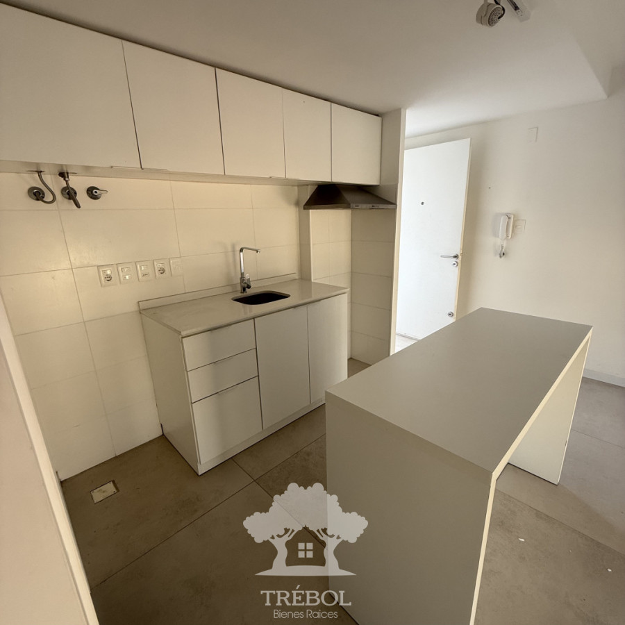 Apartamento ID.201 - Alquiler monoambiente Villa Muñoz Montevideo B