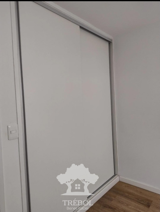 Apartamento ID.141 - Alquiler Apartamento 2 Dormitorios Garaje Barrio Sur Montevideo D