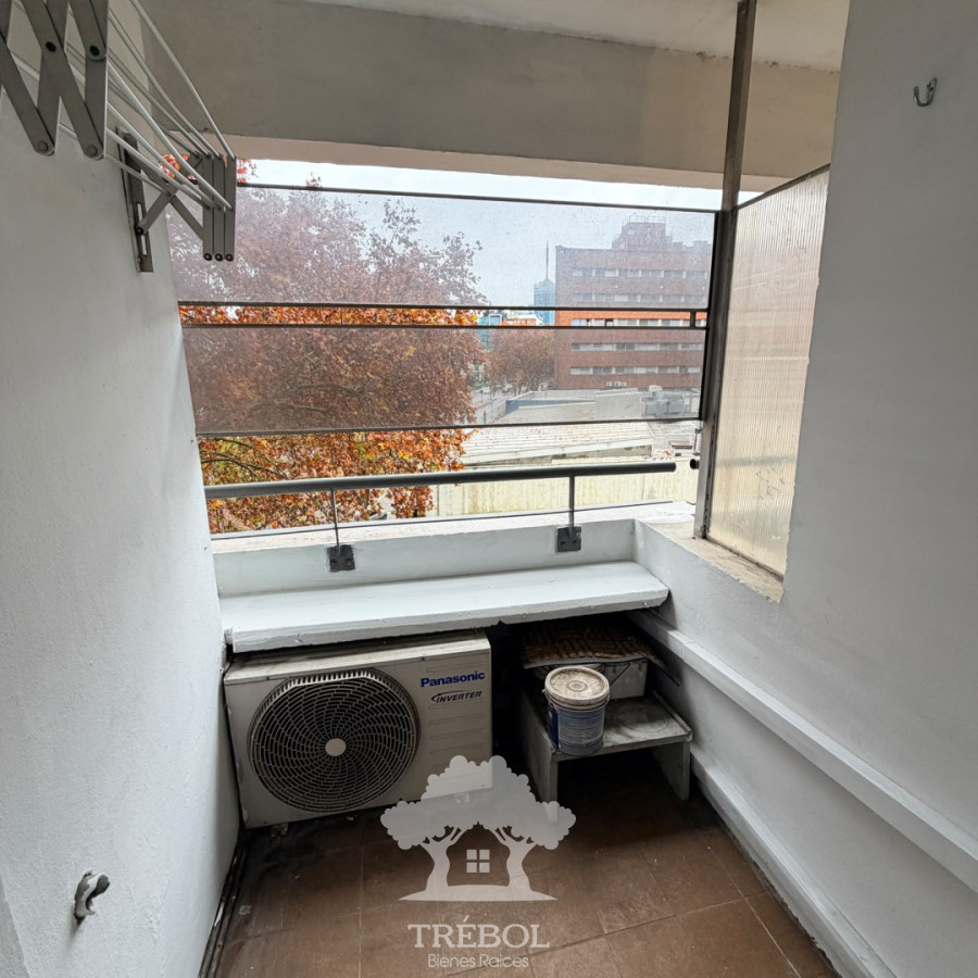 Apartamento ID.323 - Alquiler Apartamento 2 Dormitorios Tres Cruces Montevideo V 