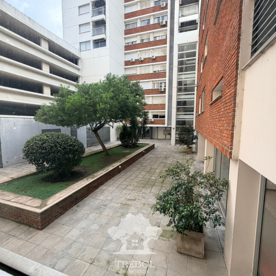Apartamento ID.126 - Alquiler Apartamento 2 Dormitorios Aguada Montevideo V 