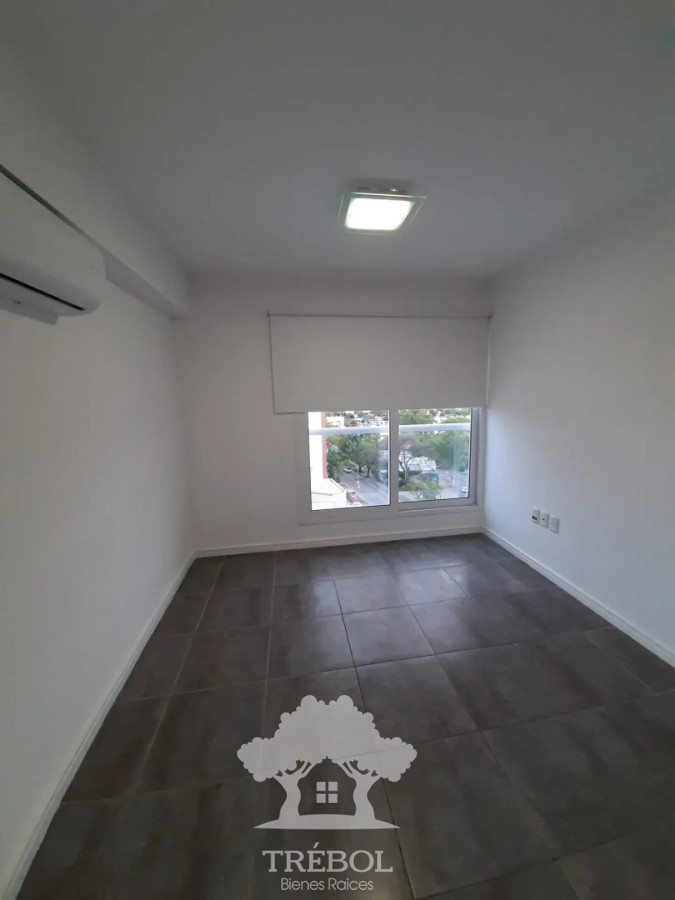 Apartamento ID.211 - Alquiler Apartamento 1 Dormitorios Parque Batlle Montevideo D