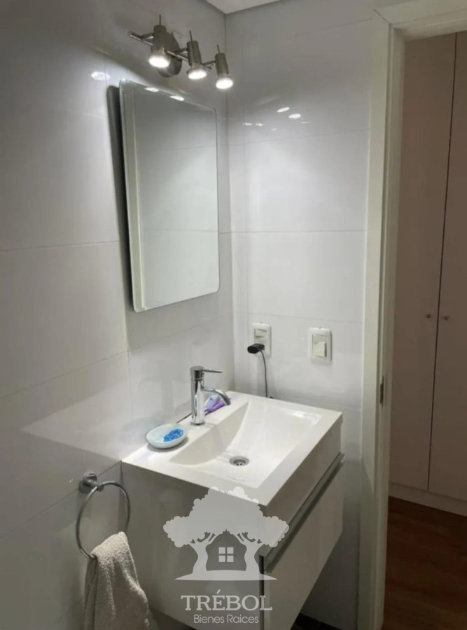 Apartamento ID.174 - Alquiler Apartamento 1 Dormitorios Punta Carretas Montevideo D