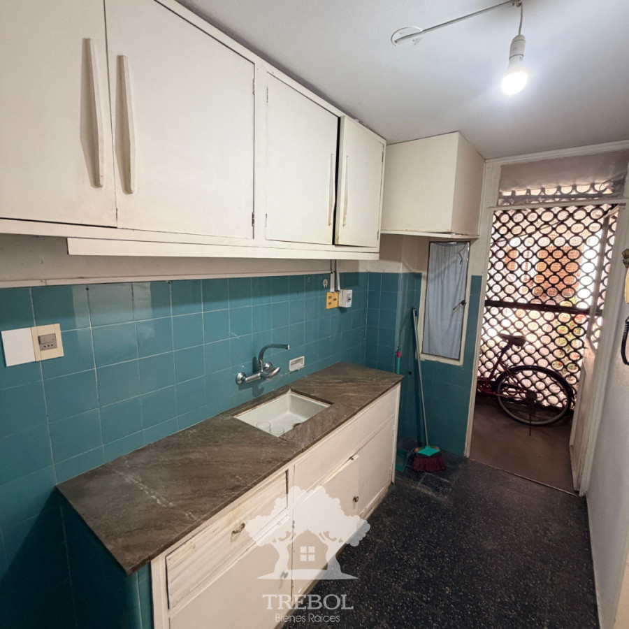 Apartamento ID.203 - Venta Apartamento 2 Dormitorios Cordón Montevideo V 