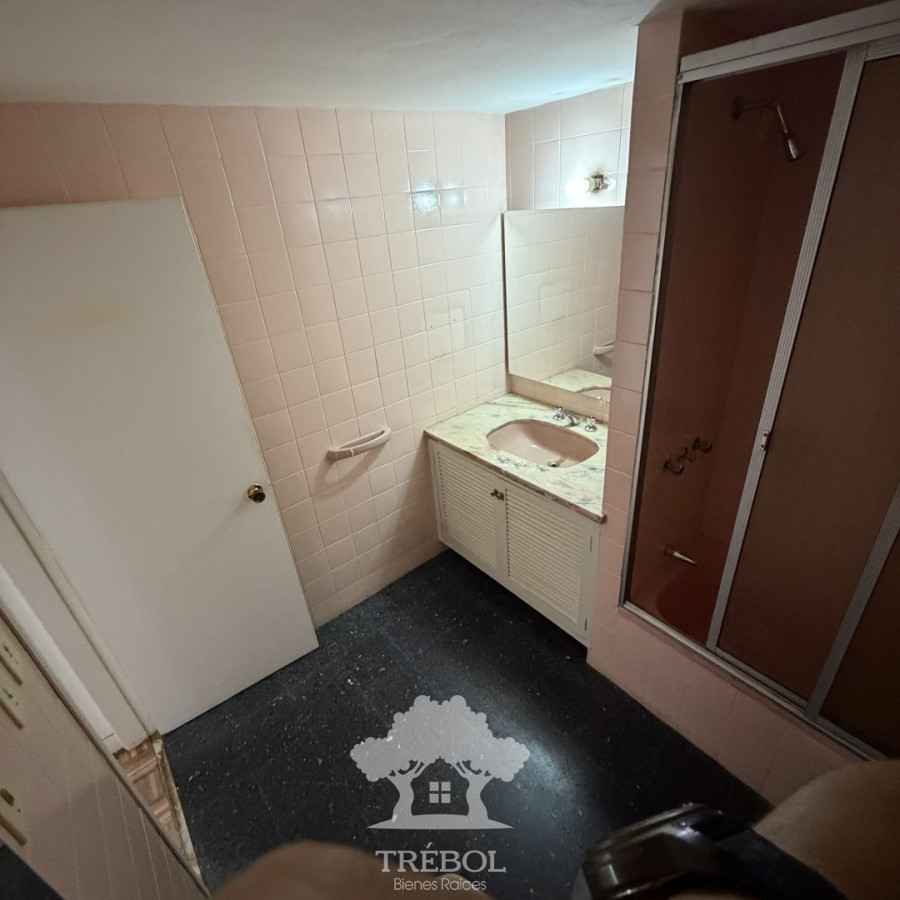 Apartamento ID.47 - Venta Apartamento 4 dormitorios Centro Montevideo G