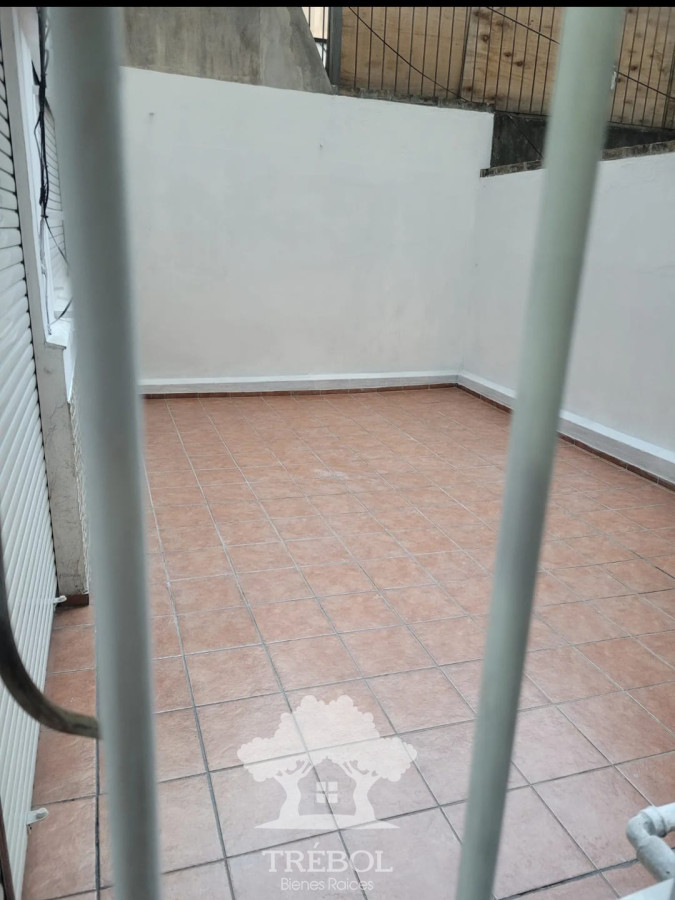 Apartamento ID.123 - Alquiler Apartamento 1 Dormitorios Centro Montevideo D