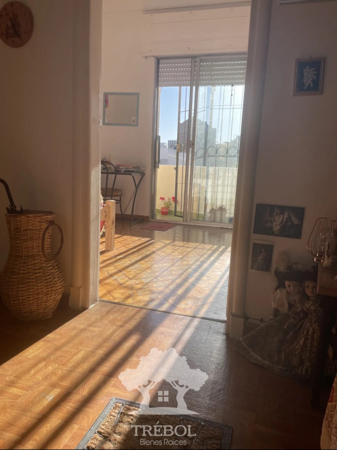Apartamento ID.120 - Venta Apartamento 2 Dormitorios Palermo Montevideo D