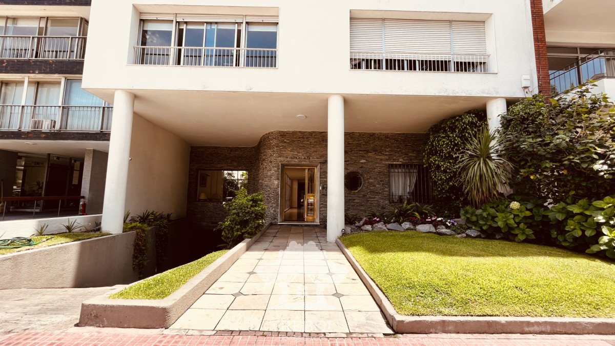 Apartamento ID.262 - Alquiler Apartamento 1 Dormitorios Punta Carretas Montevideo D