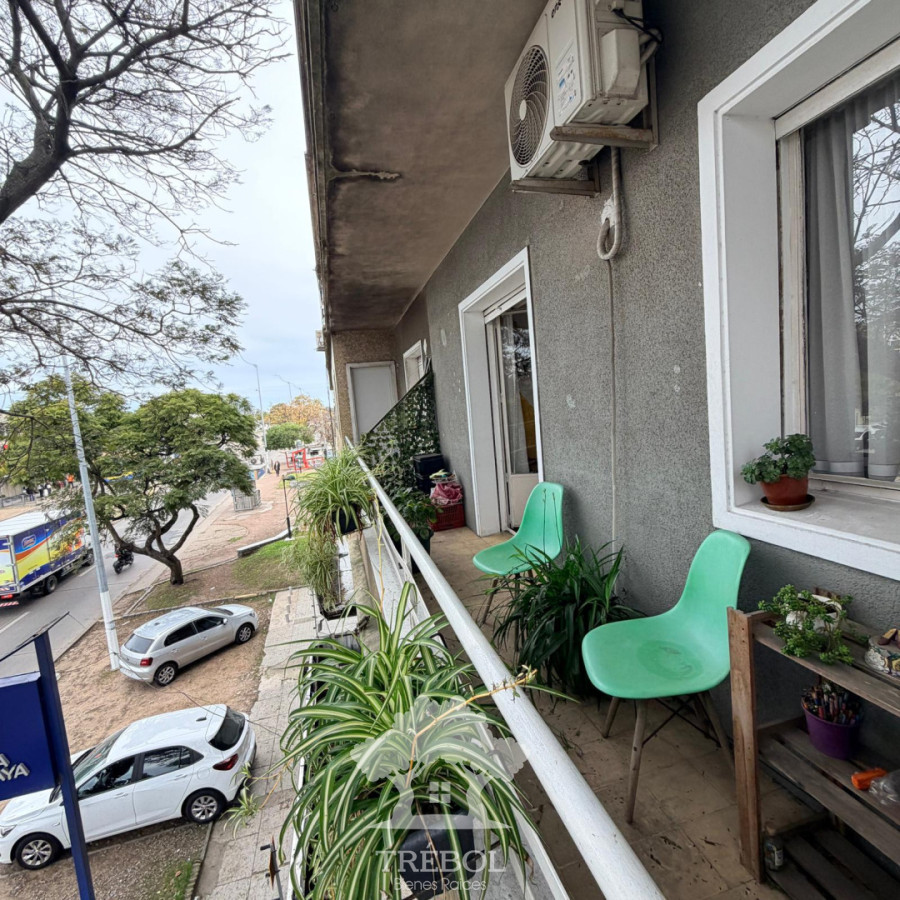 Apartamento ID.348 - Venta Apartamento 3 Dormitorios Pérez Castellanos Montevideo V 