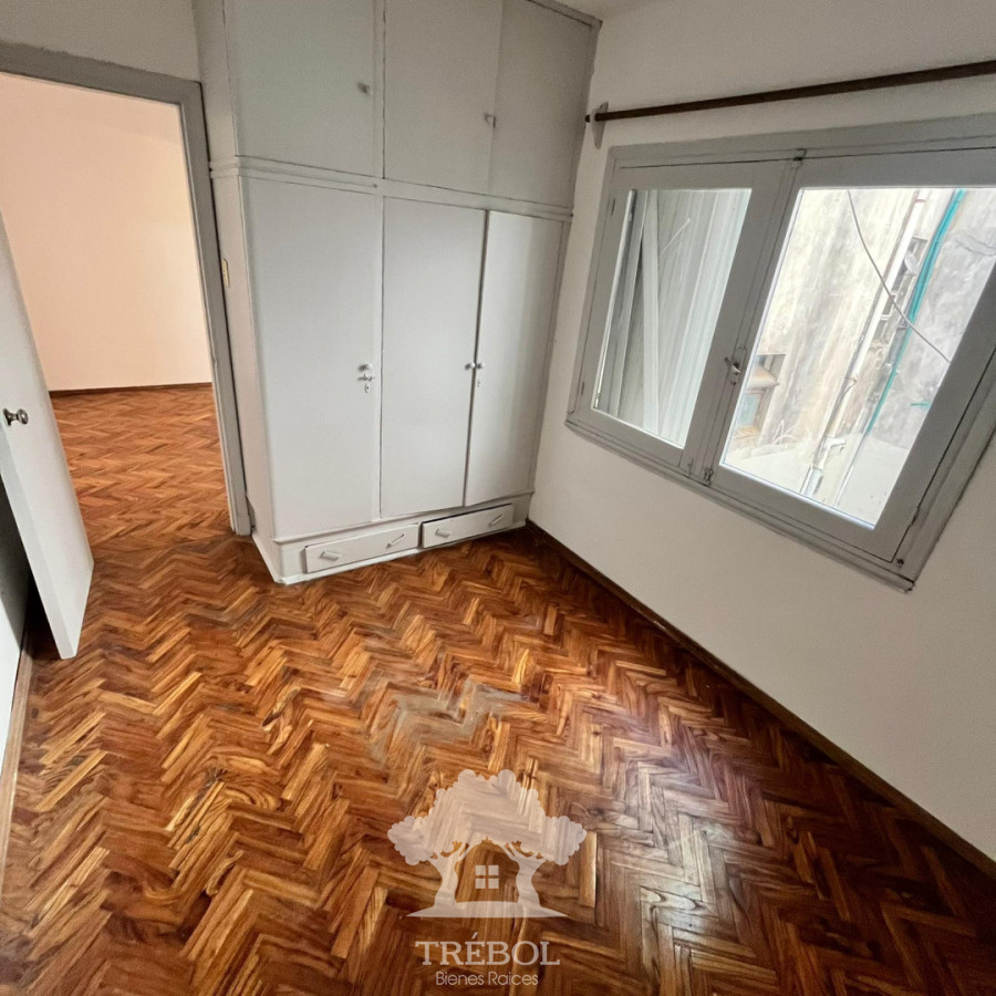 Apartamento ID.51 - Alquiler Apartamento 2 Dormitorios Centro Montevideo V 