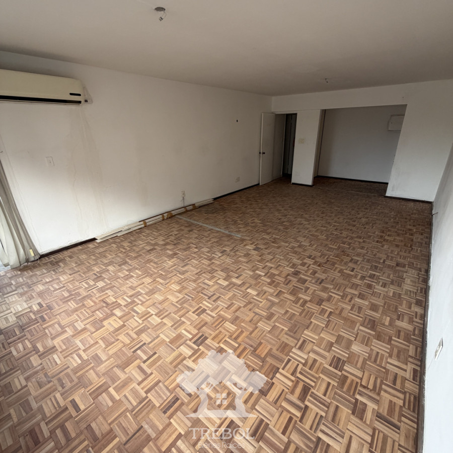 Apartamento ID.47 - Venta Apartamento 4 dormitorios Centro Montevideo G