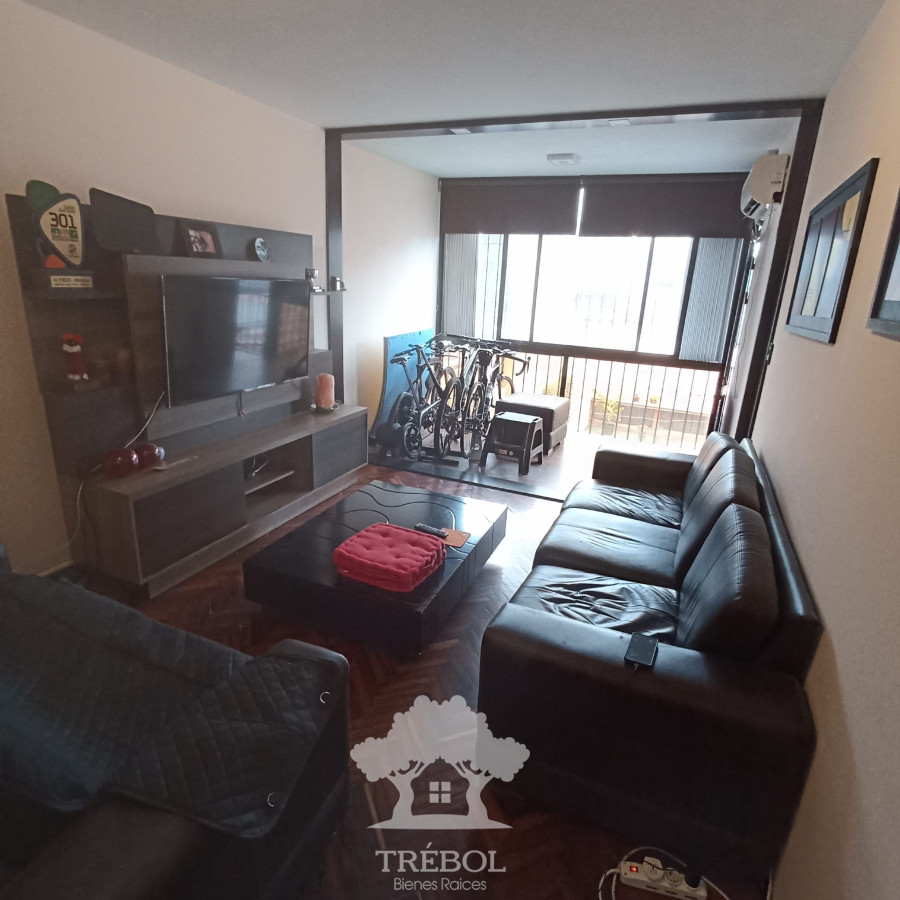 Apartamento ID.33 - Alquiler Apartamento 2 Dormitorios Cordón Montevideo D