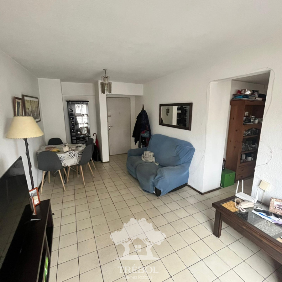 Apartamento ID.191 - Alquiler Apartamento 2 Dormitorios Cordón Montevideo V 