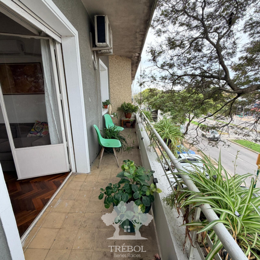 Apartamento ID.348 - Venta Apartamento 3 Dormitorios Pérez Castellanos Montevideo V 
