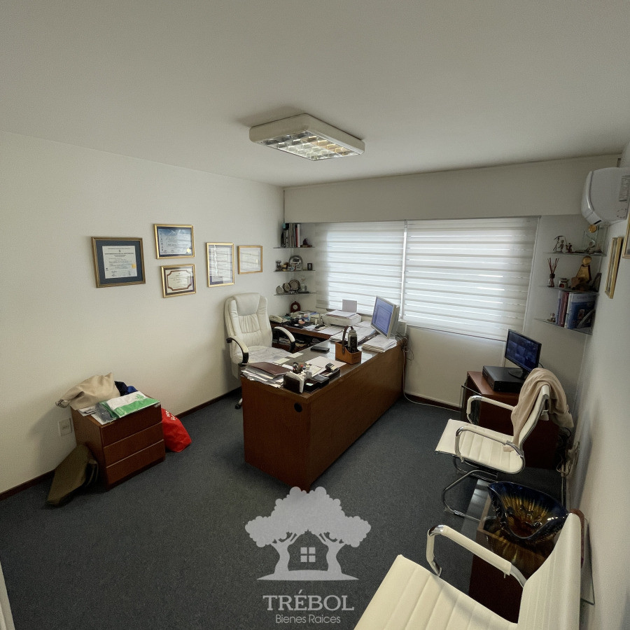 Apartamento ID.47 - Venta Apartamento 4 dormitorios Centro Montevideo G