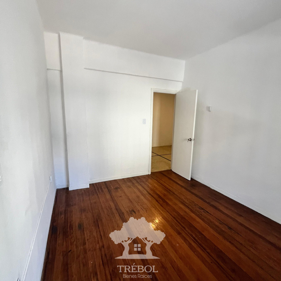 Apartamento ID.31 - Venta a Apartamento 2 Dormitorios Rentado Centro Montevideo V 
