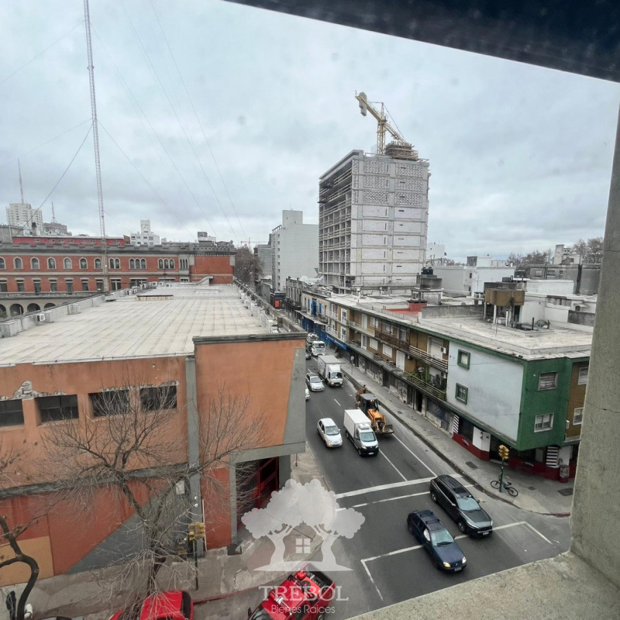 Apartamento ID.191 - Alquiler Apartamento 2 Dormitorios Cordón Montevideo V 