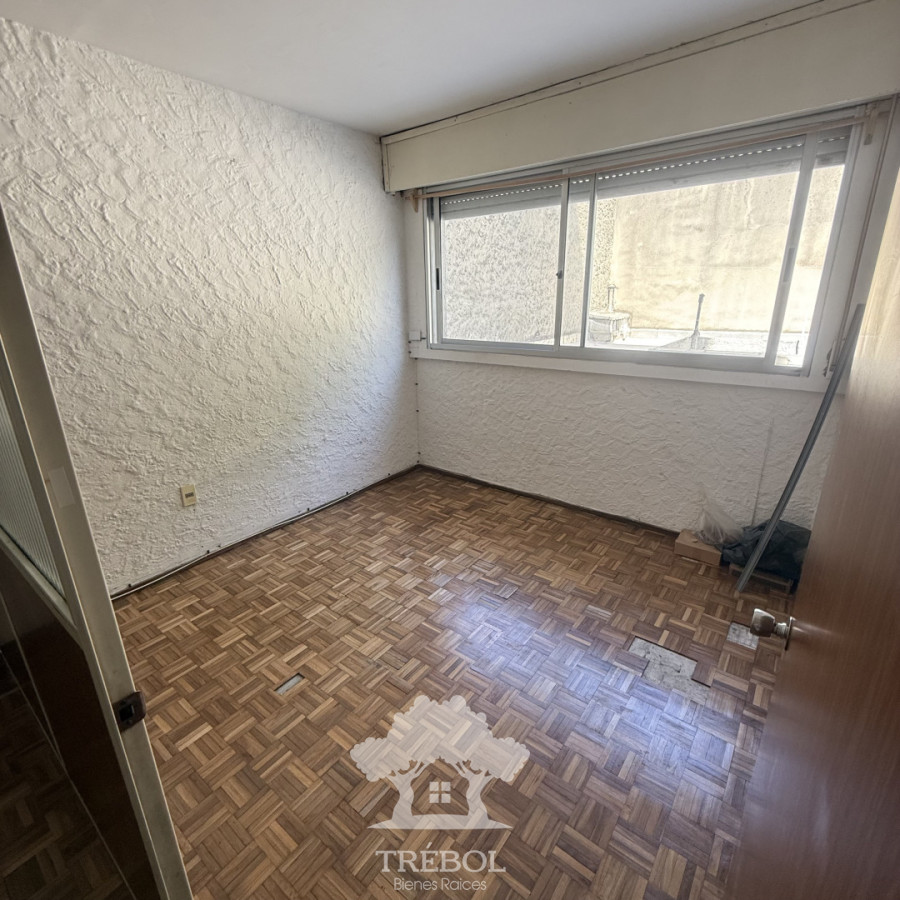 Apartamento ID.200 - Alquiler Monoambiente Centro Montevideo B