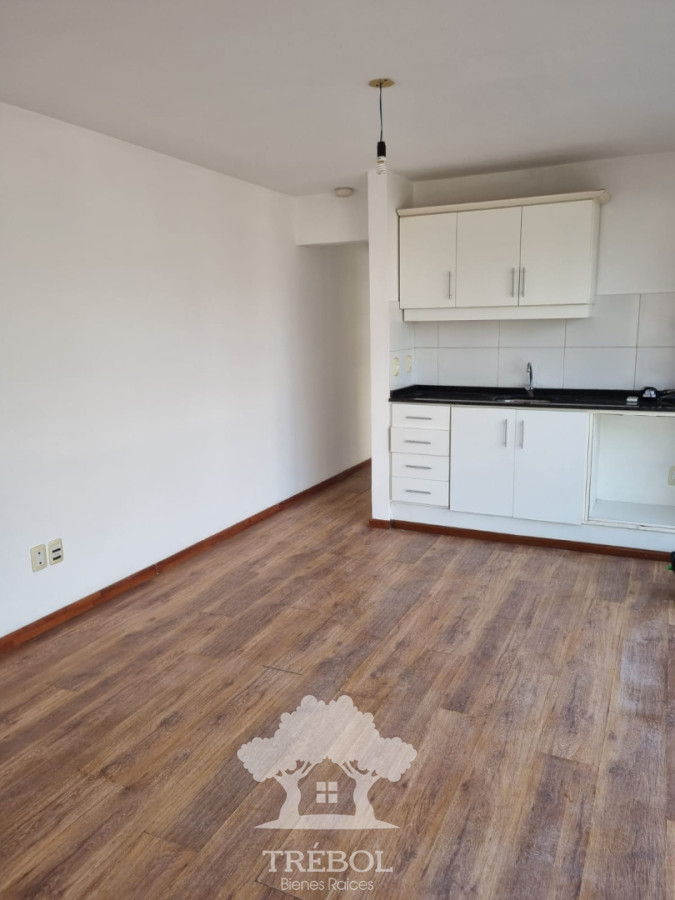 Apartamento ID.115 - Venta Apartamento Monoambiente Centro Montevideo V