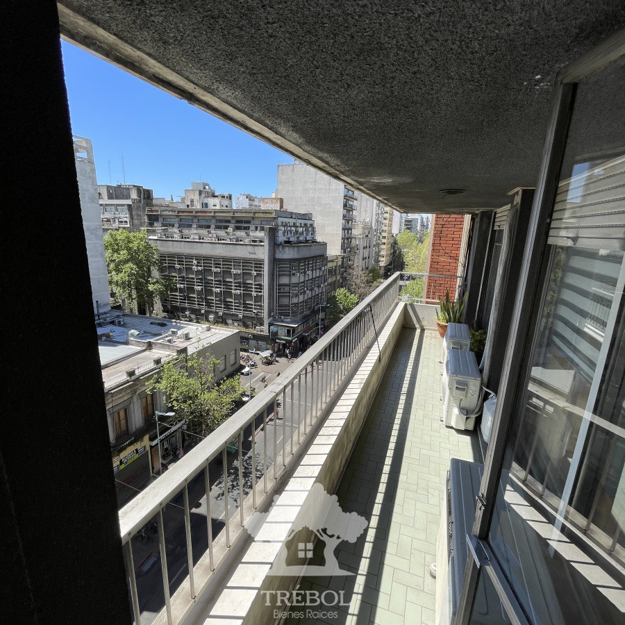 Apartamento ID.47 - Venta Apartamento 4 dormitorios Centro Montevideo G