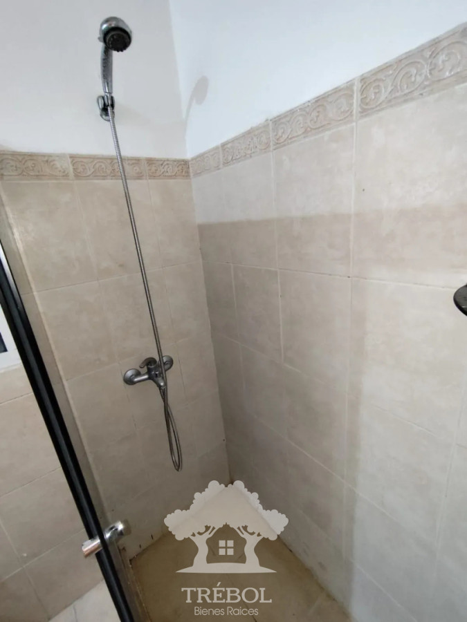 Apartamento ID.300 - Alquiler Apartamento 3 Dormitorios Centro Montevideo D