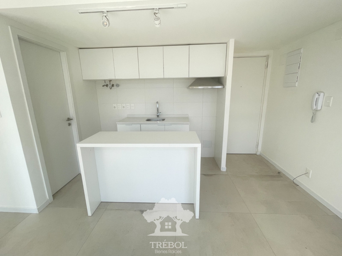 Apartamento ID.201 - Alquiler monoambiente Villa Muñoz Montevideo B