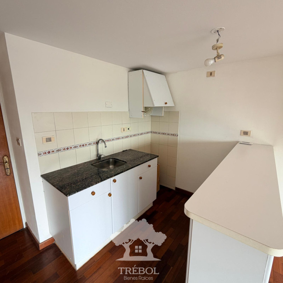 Apartamento ID.255 - Alquiler Apartamento Monoambiente Tres Cruces Montevideo V 