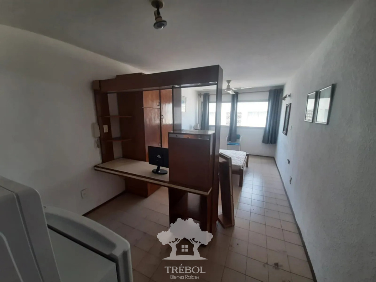 Apartamento ID.218 - Alquiler Apartamento Monoambiente Cordon Montevideo D