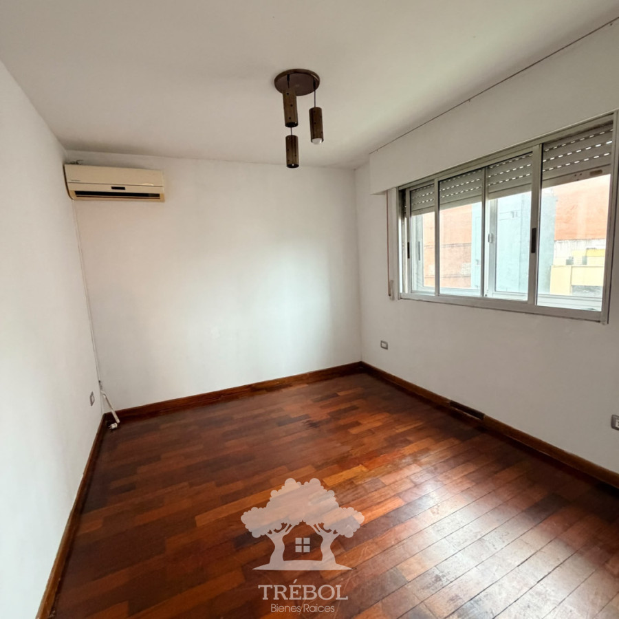 Apartamento ID.323 - Alquiler Apartamento 2 Dormitorios Tres Cruces Montevideo V 
