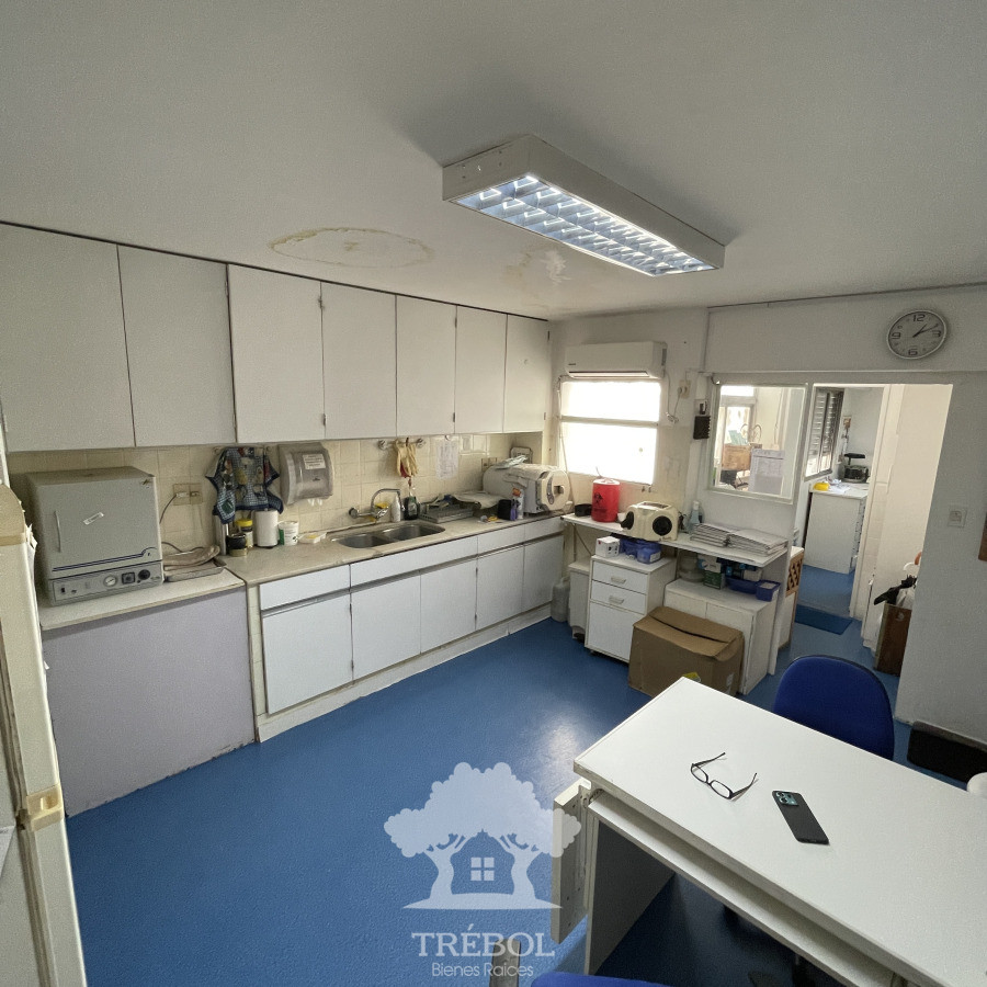 Apartamento ID.47 - Venta Apartamento 4 dormitorios Centro Montevideo G