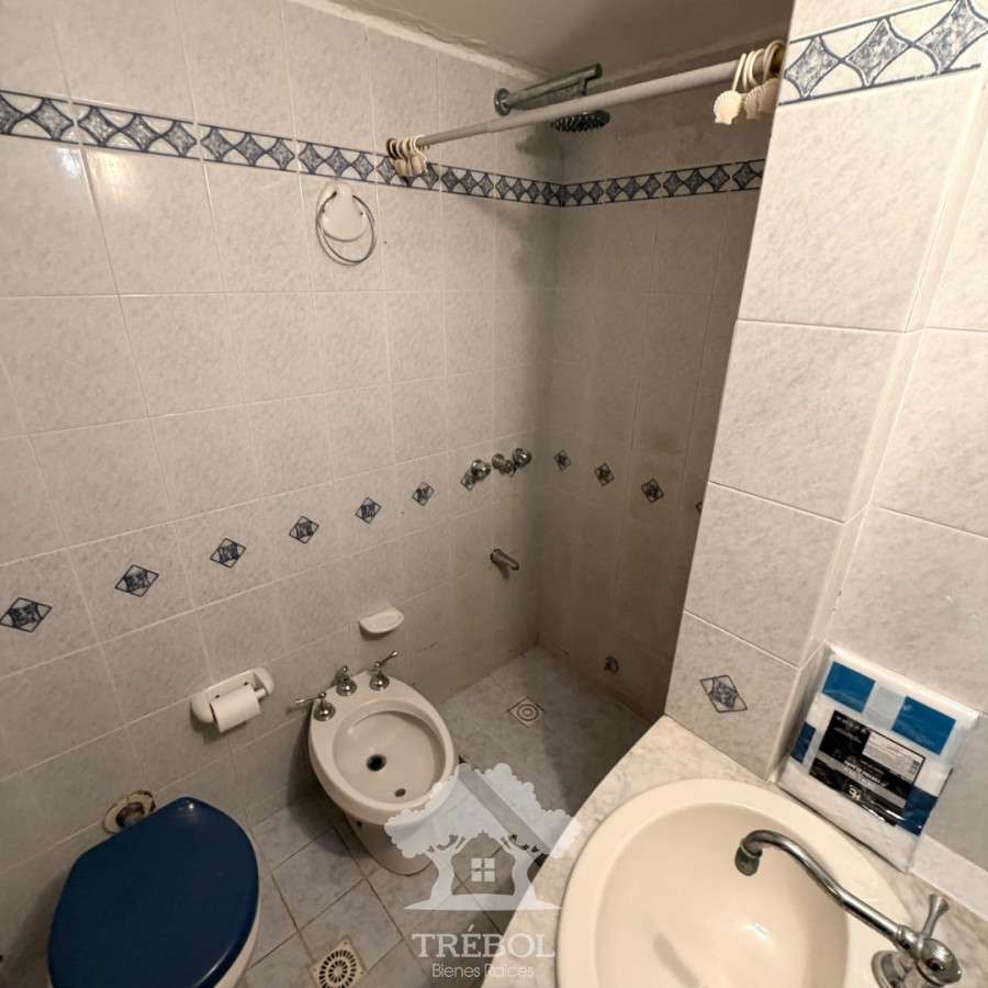 Apartamento ID.323 - Alquiler Apartamento 2 Dormitorios Tres Cruces Montevideo V 