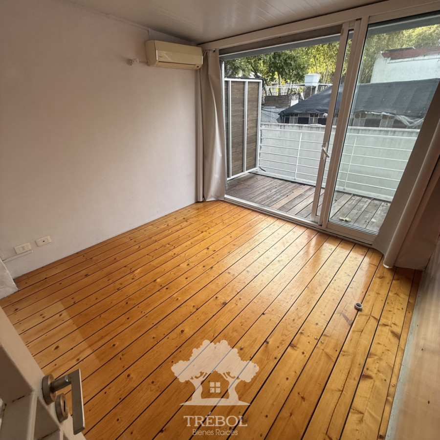 Apartamento ID.237 - Alquiler apartamento triplex Palermo Montevideo B