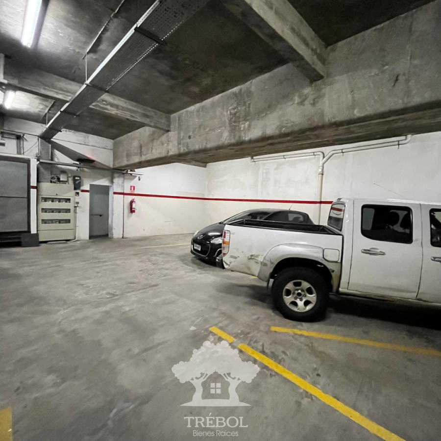 Apartamento ID.104 - Venta Apartamento 1 Dormitorio Dúplex Con Renta Ciudad Vieja Montevideo V 