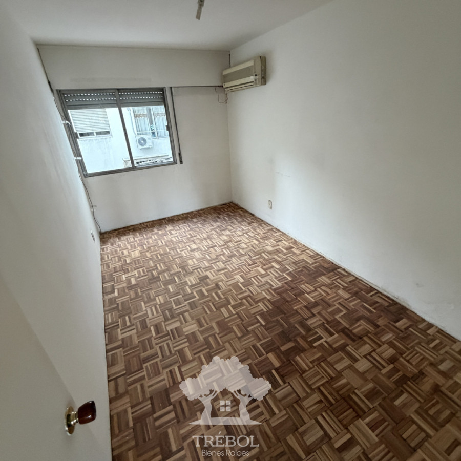 Apartamento ID.47 - Venta Apartamento 4 dormitorios Centro Montevideo G