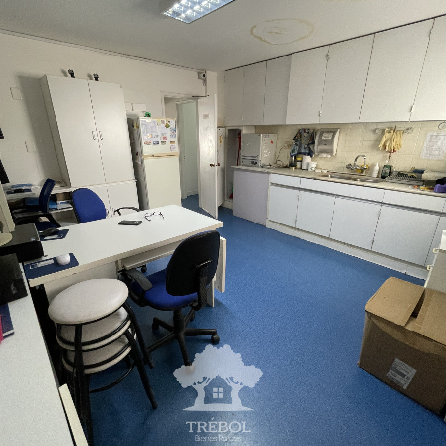 Apartamento ID.47 - Venta Apartamento 4 dormitorios Centro Montevideo G