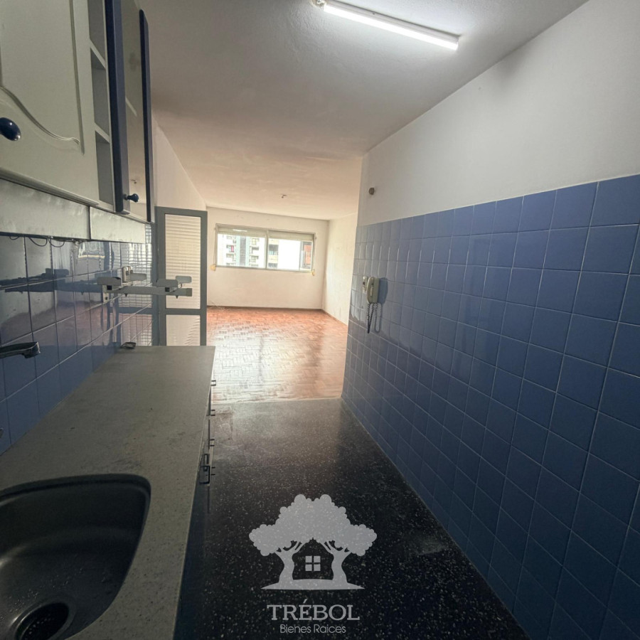 Apartamento ID.192 - Alquiler Apartamento 1 Dormitorio Cordón Montevideo V 