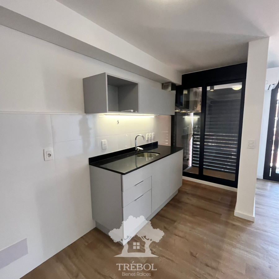 Apartamento ID.27 - Venta Apartamento 2 dormitorios Centro Montevideo V