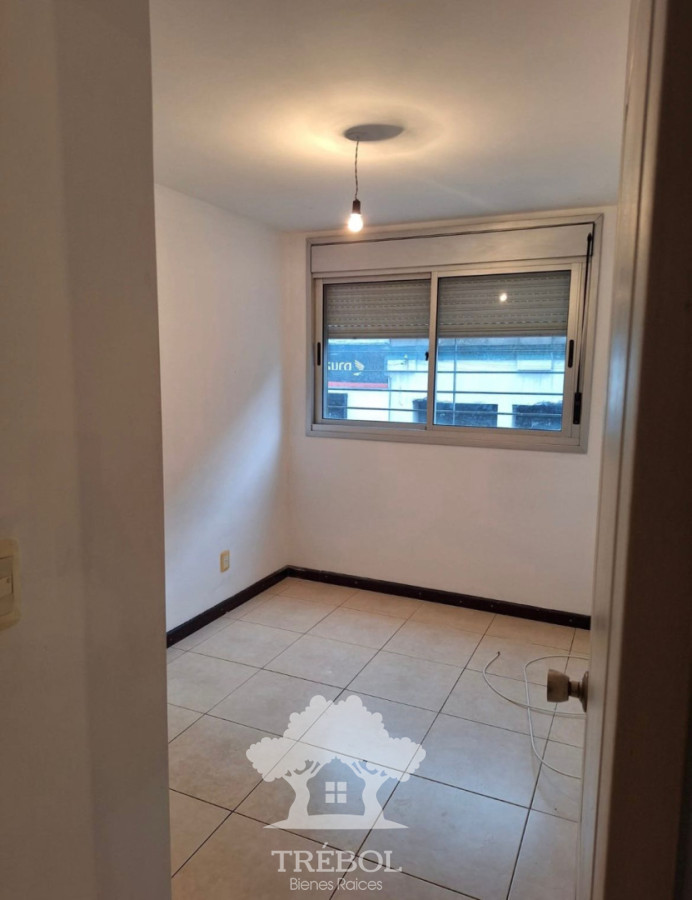 Apartamento ID.126 - Alquiler Apartamento 2 Dormitorios Aguada Montevideo V 