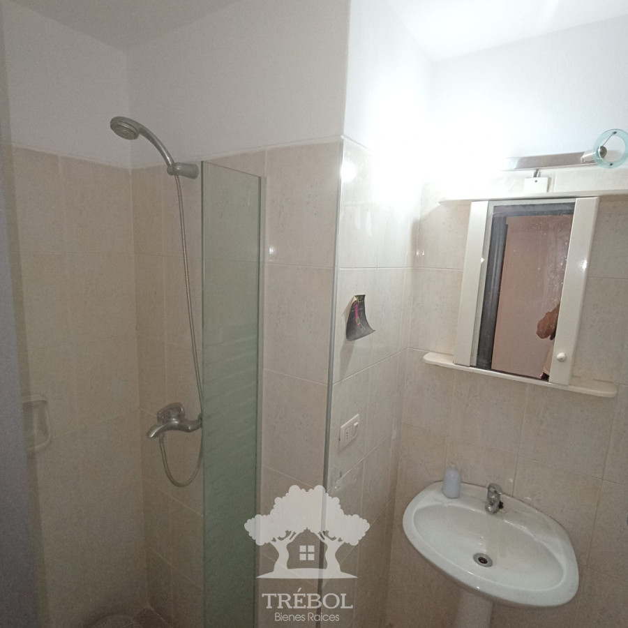 Apartamento ID.214 - Alquiler Apartamento 4 Dormitorios PocitosMontevideo D