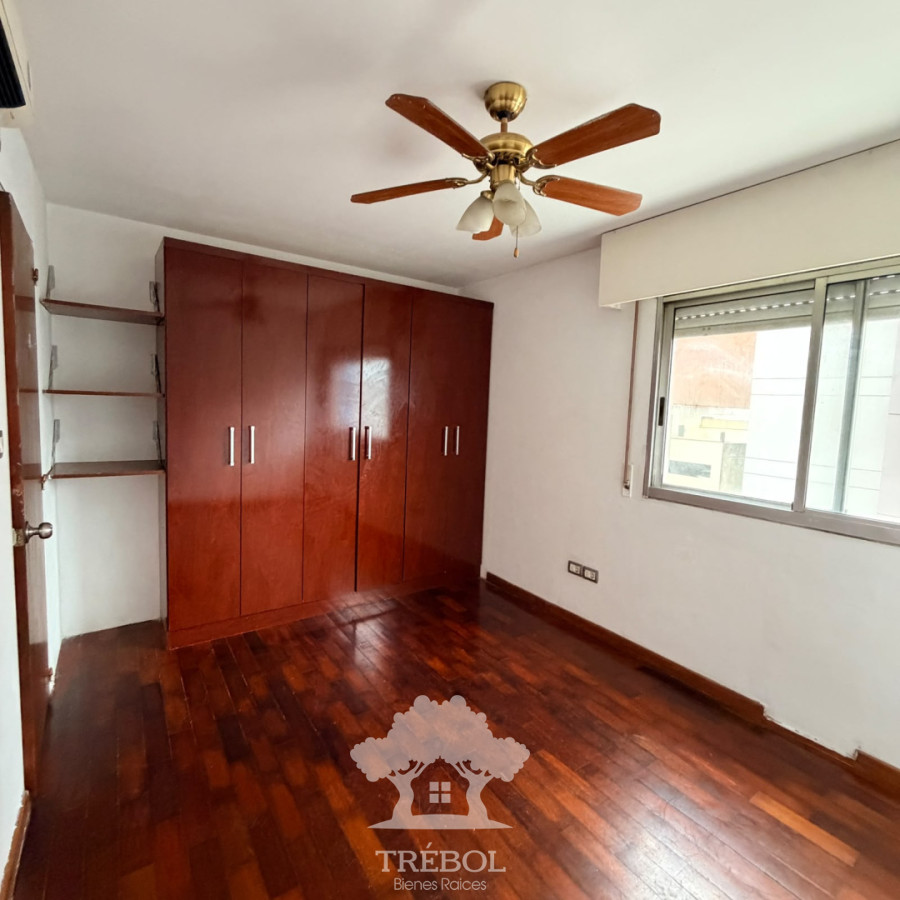 Apartamento ID.323 - Alquiler Apartamento 2 Dormitorios Tres Cruces Montevideo V 