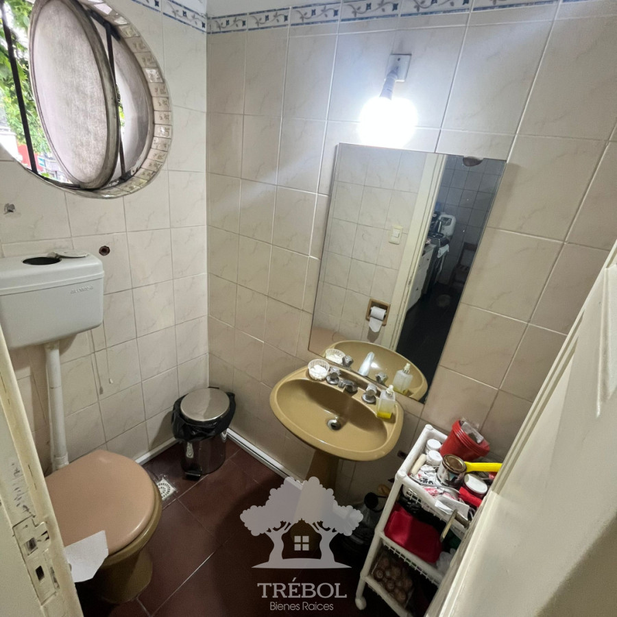 Apartamento ID.107 - Venta Apartamento 4 Dormitorios Centro Montevideo V 
