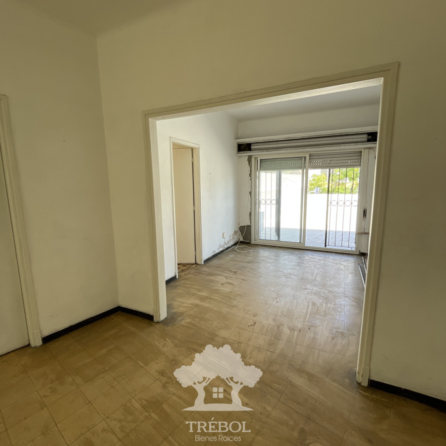 Apartamento ID.103 - Venta Casa 2 dormitorios + Local Comercial Rentado Aguada Montevideo G