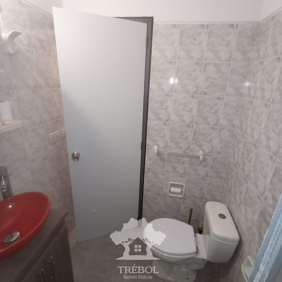 Apartamento ID.214 - Alquiler Apartamento 4 Dormitorios PocitosMontevideo D