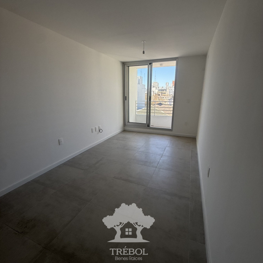 Apartamento ID.435 - Venta Apartamento 2 Dormitorios con Garage Centro Montevideo B